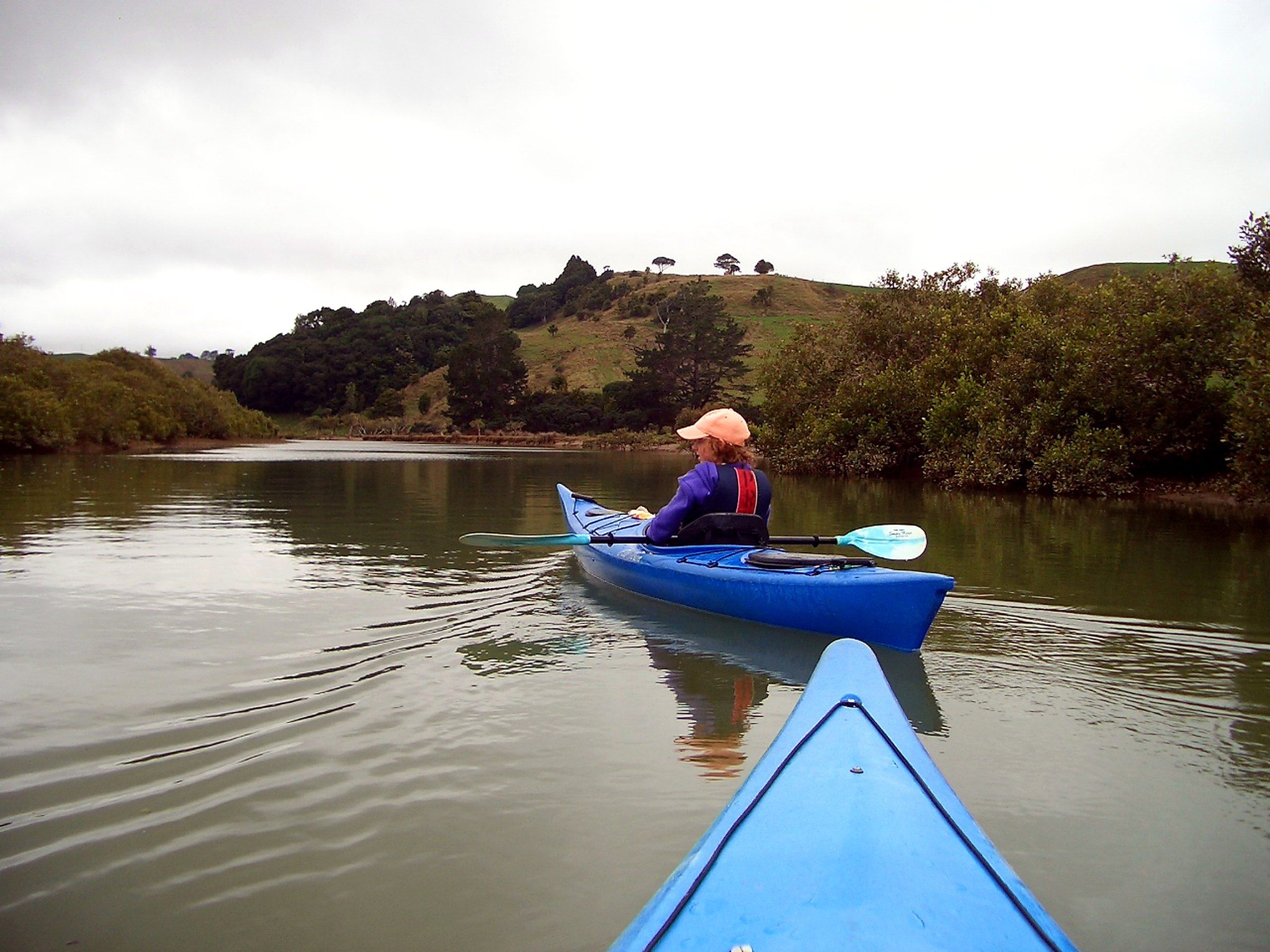 Paddling together
